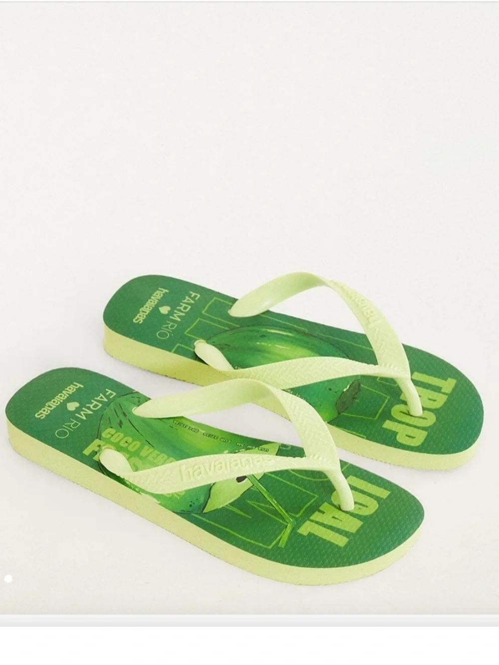 Havaianas FARM Rio Tropical Coconuts Green Flip Flops Women's Size 9/10 NWT